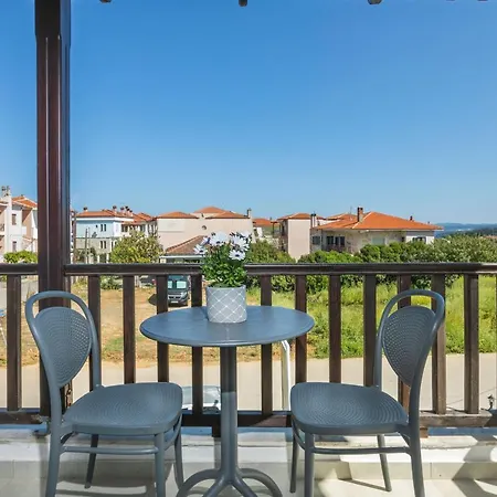 Eleon Suites Áfitos