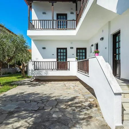 Eleon Suites * Afytos